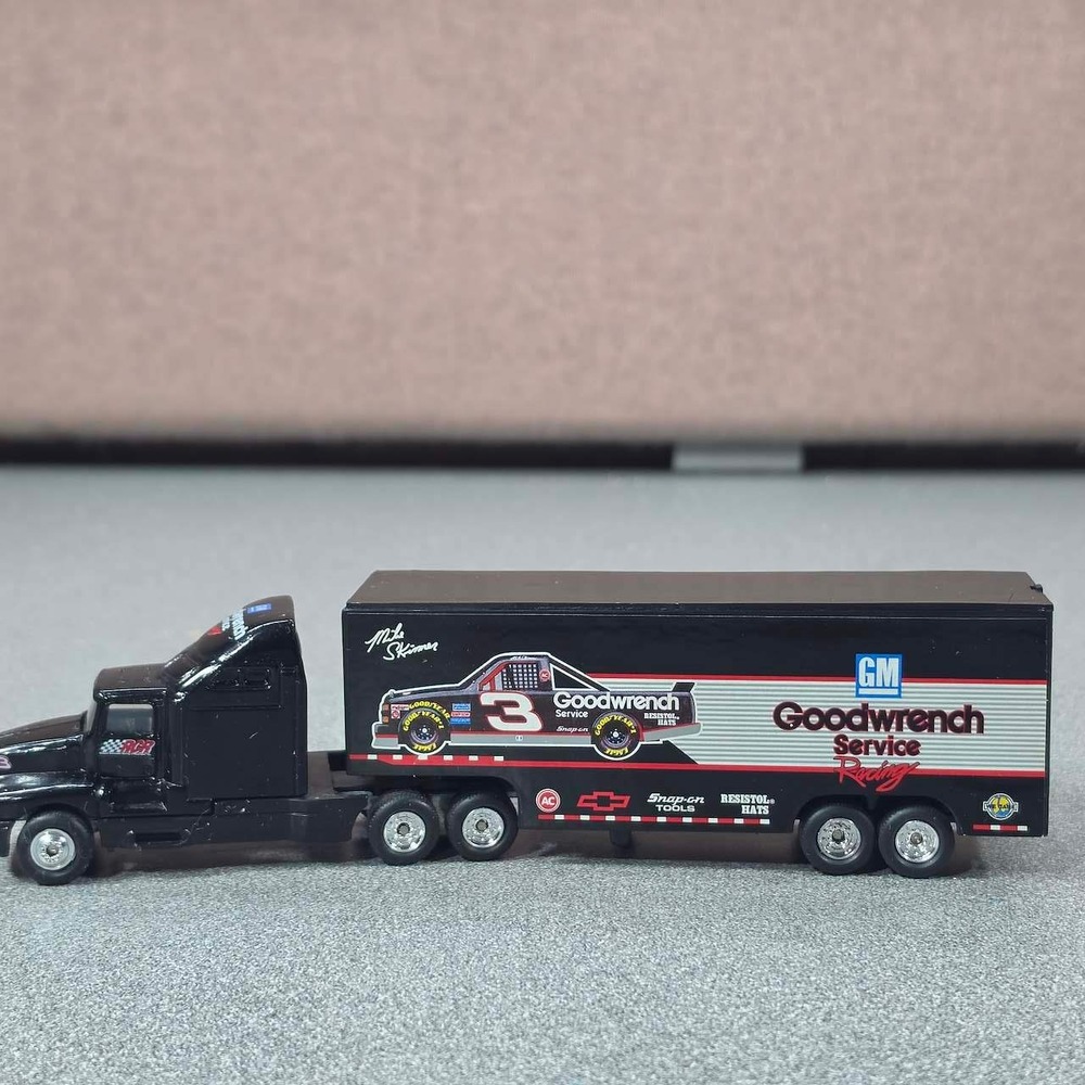 Mike Skinner NASCAR Hauler Black Excellent #3 GM Goodwrench Racing